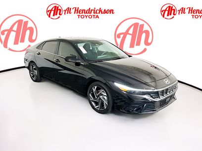 Used 2024 Hyundai Elantra SEL w/ Convenience Package