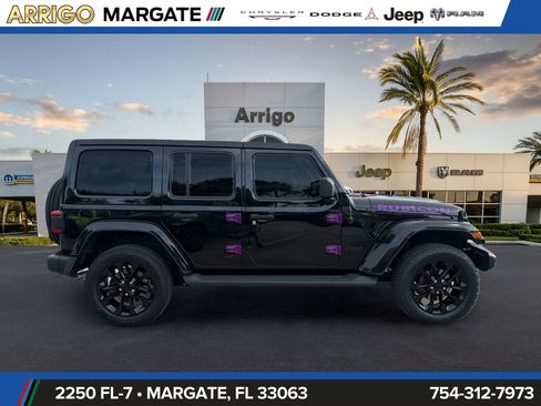 Used 2021 Jeep Wrangler Unlimited Sahara w/ Safety Group AWD/4WD image 8