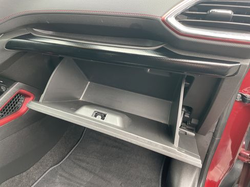 Used 2022 Chevrolet TrailBlazer RS w/ Technology Package image 33