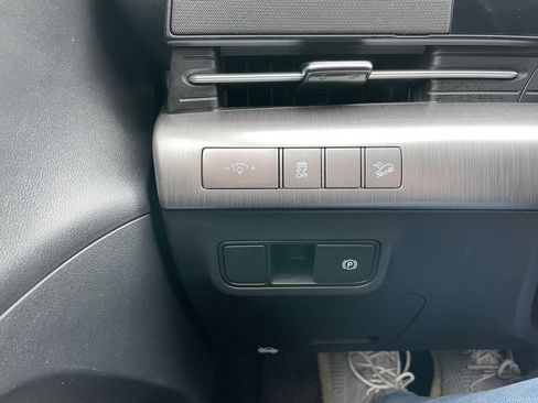 Used 2024 Hyundai Kona SEL image 46