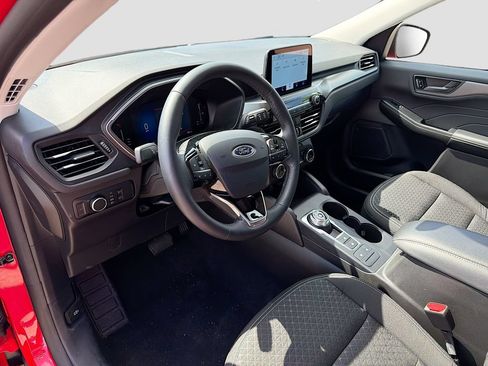 Used 2024 Ford Escape Active AWD/4WD image 9