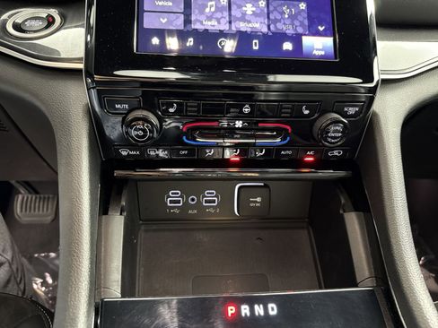 Used 2023 Jeep Grand Cherokee L Laredo AWD/4WD image 20