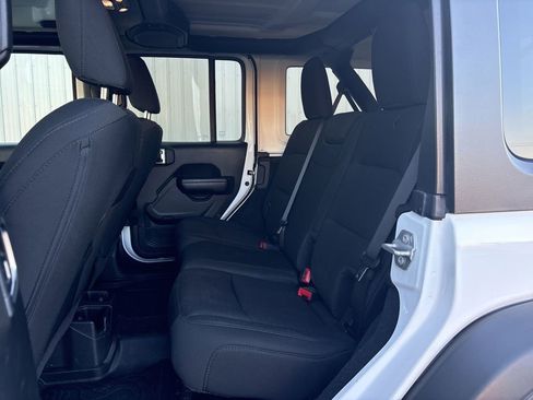 Used 2021 Jeep Wrangler Unlimited Sport image 22