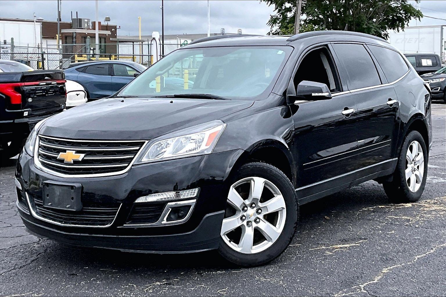 Used 2016 Chevrolet Traverse LT w/ Style and Technology Package FWD image 8