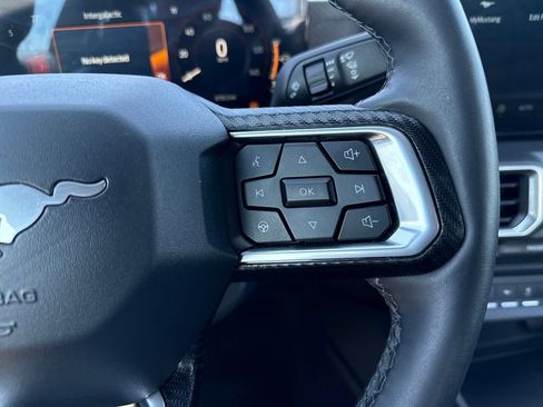 Used 2026 Ford Mustang Premium RWD image 15