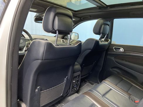 Used 2015 Jeep Grand Cherokee Overland image 29