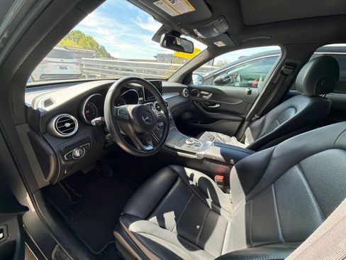 Certified 2018 Mercedes-Benz GLC 300 4MATIC image 5