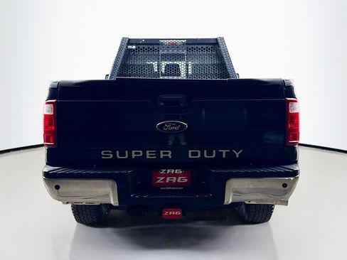 Used 2011 Ford F250 Lariat w/ Lariat Ultimate Pkg AWD/4WD image 4