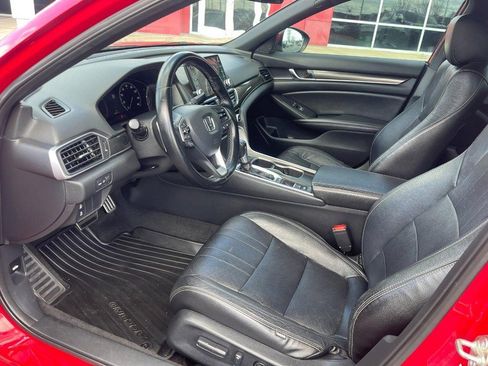 Used 2019 Honda Accord Sport image 17
