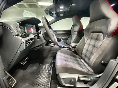Used 2023 Volkswagen GTI SE image 17