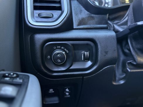 Used 2021 RAM 1500 Big Horn image 22