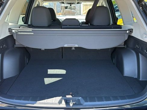 Certified 2023 Subaru Forester Premium AWD/4WD image 27