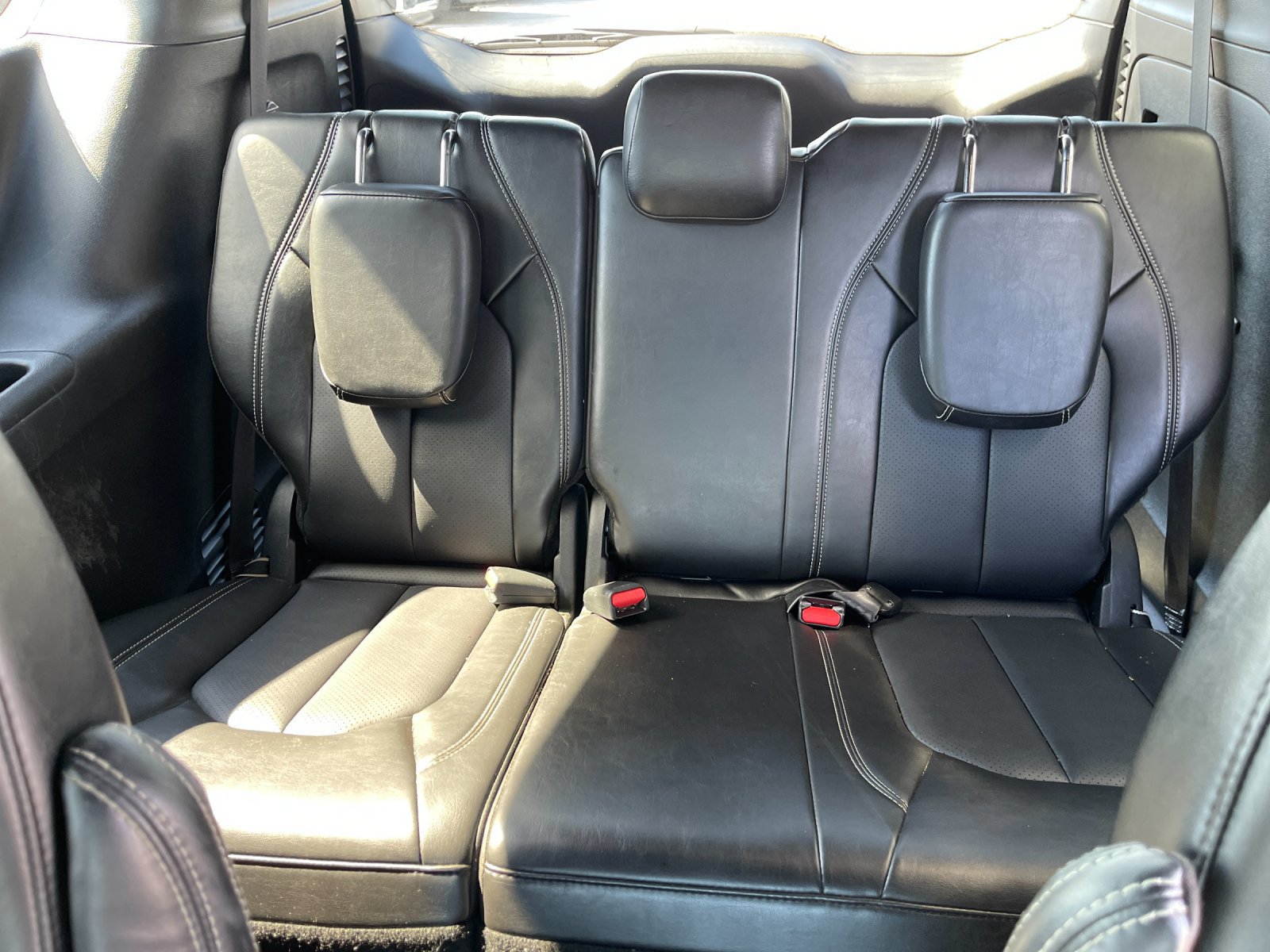 Used 2025 Chrysler Pacifica Select FWD image 18