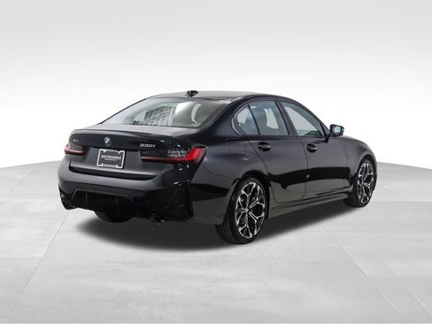 New 2026 BMW 330i xDrive Sedan w/ M Sport Package image 5