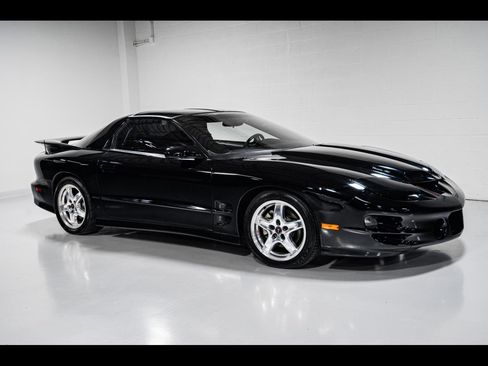 Used 2002 Pontiac Firebird Trans Am image 1