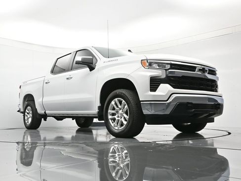 Certified 2024 Chevrolet Silverado 1500 LT image 39