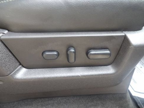 Used 2013 Ford F150 Lariat w/ Luxury Equipment Group AWD/4WD image 16
