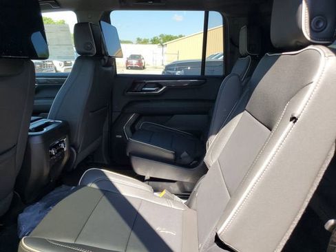 New 2026 GMC Yukon XL Elevation w/ Elevation Premium Package AWD/4WD image 11