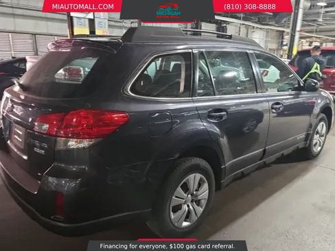 Used 2013 Subaru Outback 2.5i AWD/4WD image 5