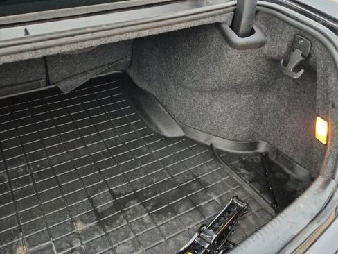 Used 2020 Chrysler 300 Touring w/ Sport Appearance Package image 52