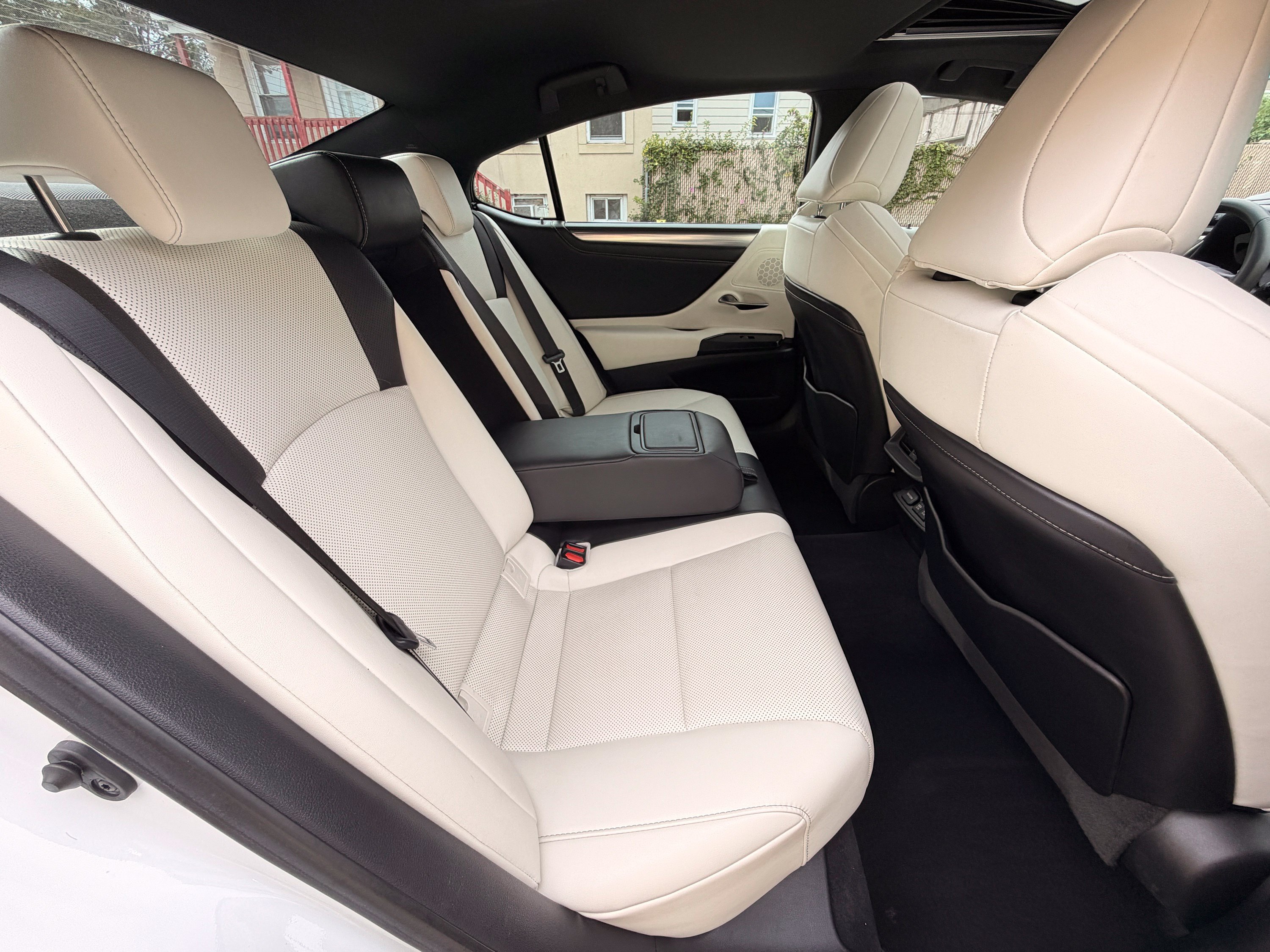 Used 2021 Lexus ES 350 F Sport w/ Special Edition FWD image 21