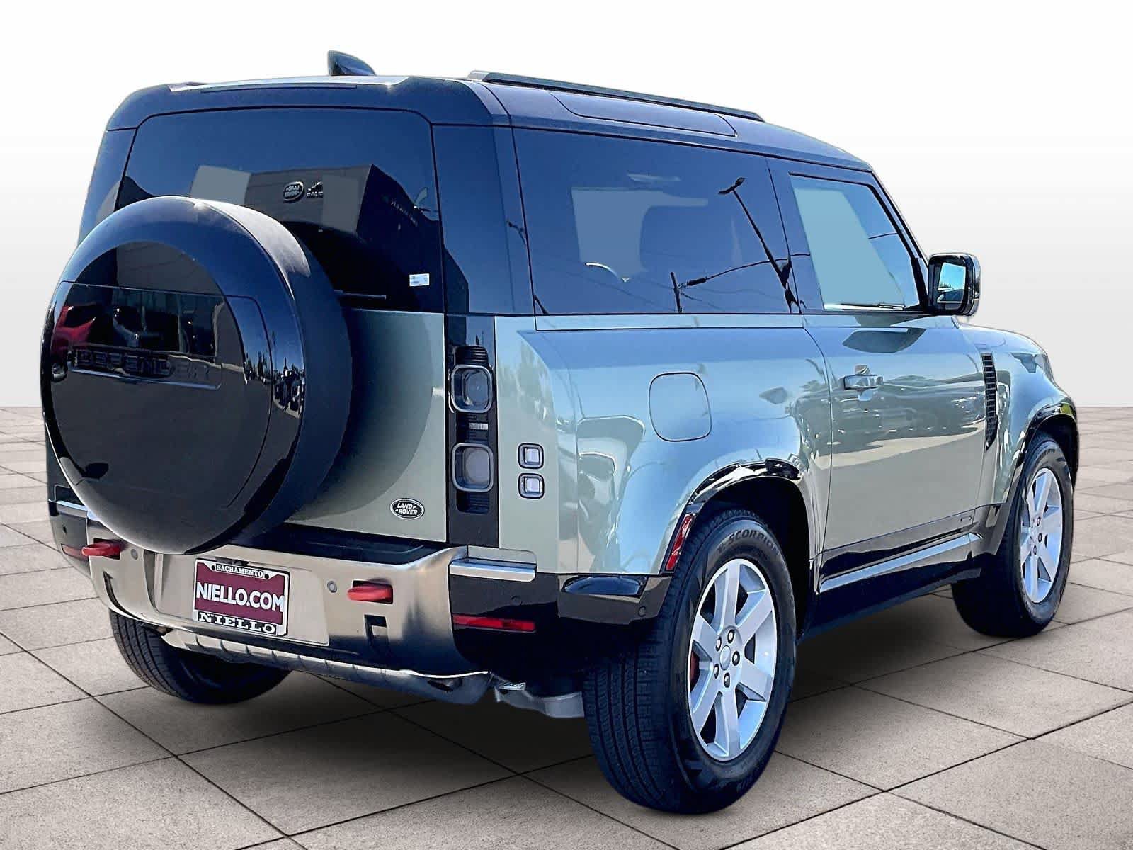 Used 2023 Land Rover Defender 90 X AWD/4WD image 15