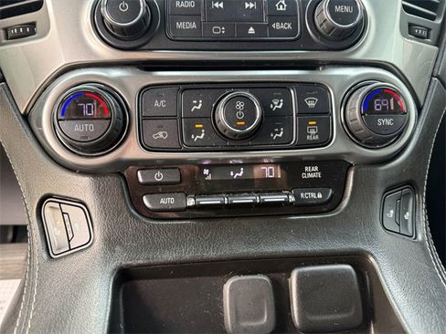 Used 2018 Chevrolet Tahoe LT image 22