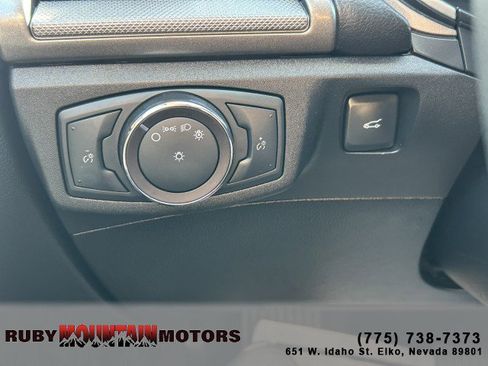 Used 2019 Ford Fusion SE image 15