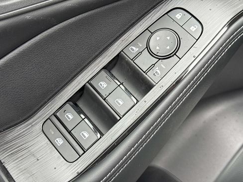 New 2026 Nissan Rogue SV AWD/4WD image 22