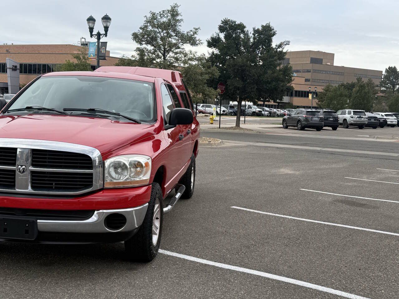 Used 2006 Dodge Ram 1500 Truck SLT AWD/4WD image 2