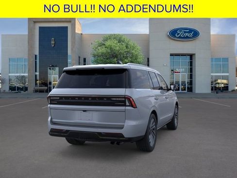 New 2025 Lincoln Navigator Reserve image 9