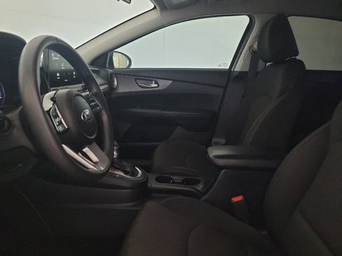 Used 2021 Kia Forte LXS FWD image 17
