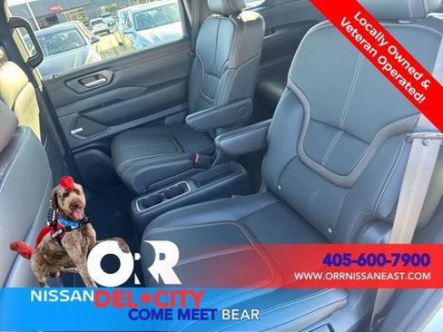 New 2026 Nissan Armada SL w/ Captain's Chari Seat Package AWD/4WD image 14