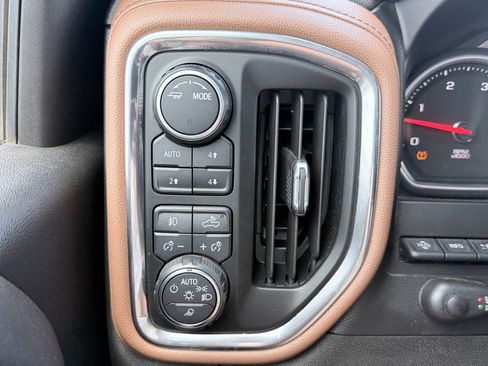 Used 2020 Chevrolet Silverado 2500 High Country w/ Z71 Off-Road Package AWD/4WD image 12