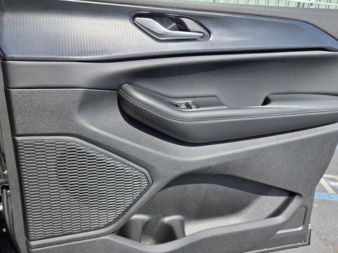 New 2026 Jeep Grand Cherokee L 2WD image 36