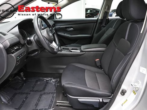 Used 2023 Nissan Sentra SV FWD image 14
