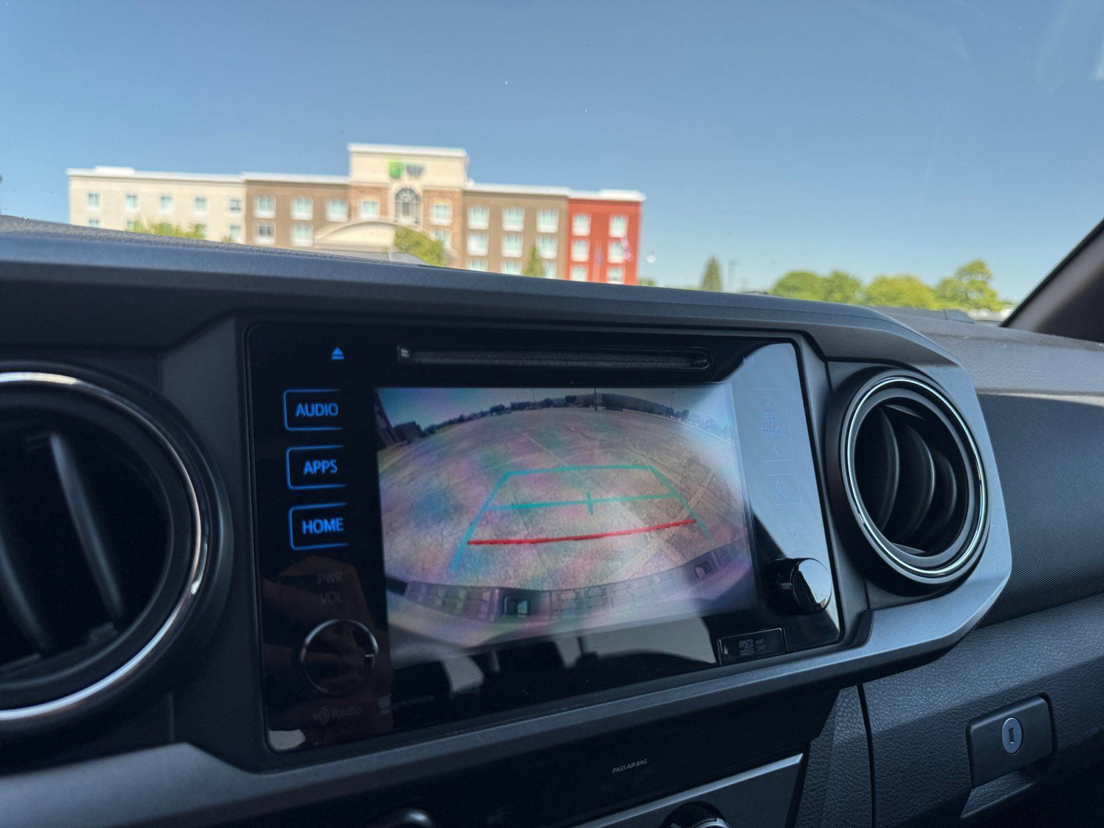 Used 2019 Toyota Tacoma TRD Off-Road AWD/4WD image 27