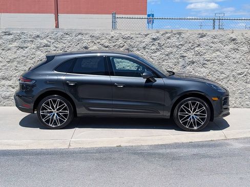 Certified 2026 Porsche Macan AWD/4WD image 8