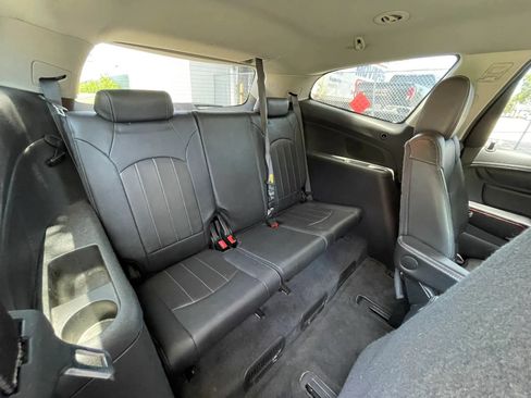 Used 2014 Chevrolet Traverse LTZ AWD/4WD image 34