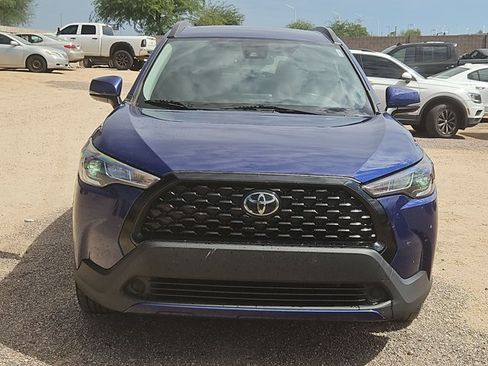 Used 2022 Toyota Corolla Cross LE FWD image 2