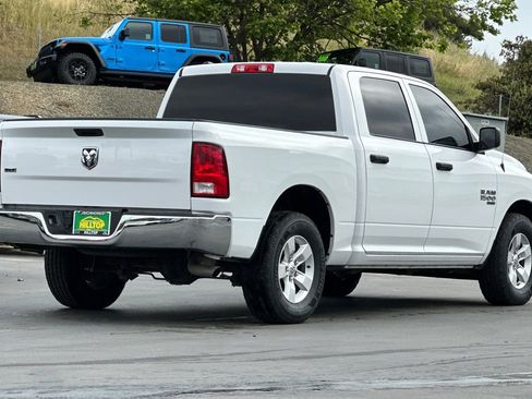 Used 2022 RAM 1500 Classic SLT RWD image 4