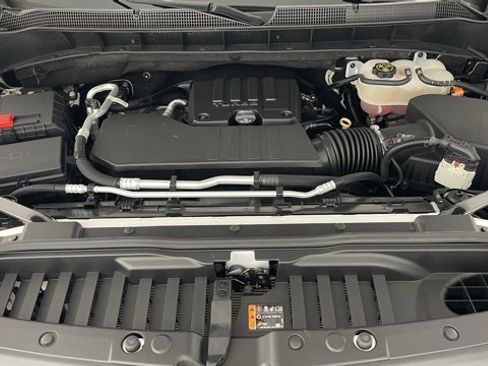 Used 2023 Chevrolet Silverado 1500 Custom image 47