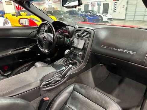 Used 2013 Chevrolet Corvette Convertible w/ 2LT Preferred Equipment Group RWD image 10