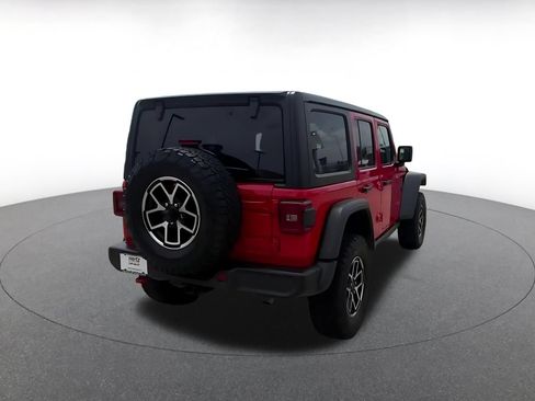 Used 2025 Jeep Wrangler Unlimited Rubicon AWD/4WD image 14