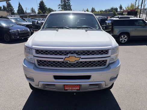 Used 2012 Chevrolet Silverado 2500 LTZ w/ LTZ Plus Package AWD/4WD image 11