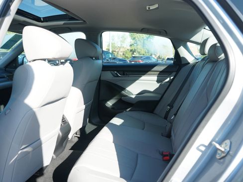 Used 2018 Honda Accord EX-L image 13