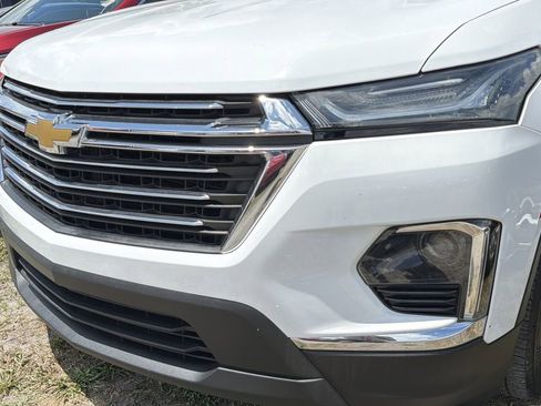 Certified 2023 Chevrolet Traverse LT FWD image 4
