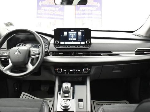 Used 2024 Mitsubishi Outlander Ralliart image 19