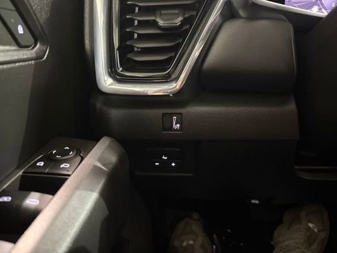 Certified 2023 GMC Canyon Elevation w/ Convenience Package image 15