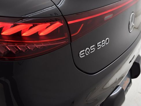 Used 2023 Mercedes-Benz EQS 580 4MATIC Sedan image 13